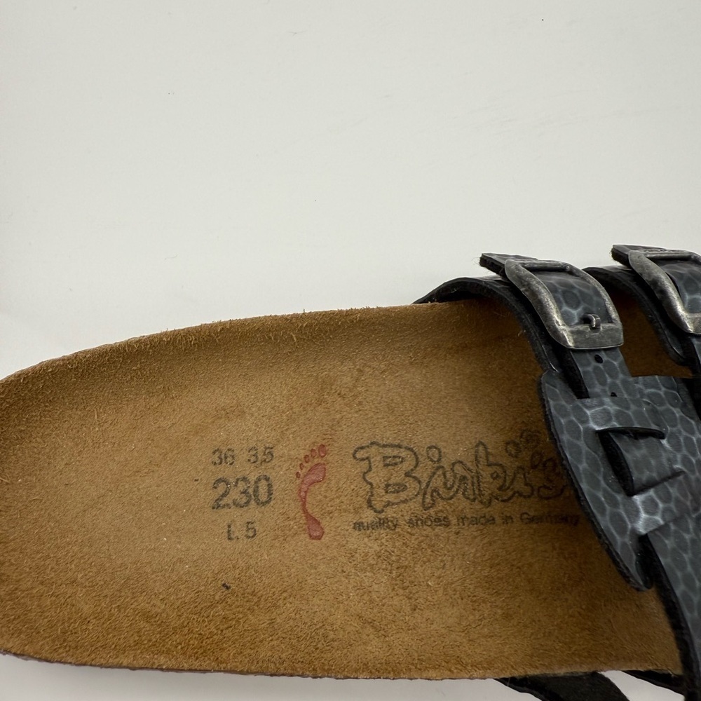 Birkenstock Birki's Xenia Sandals size 5
Leather Gray Metallic 3 Strap - Picture 5 of 6